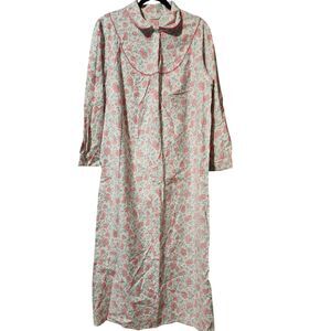 LYN ANNE 100% Cotton  Granny Nightgown White Floral Size Medium Womens